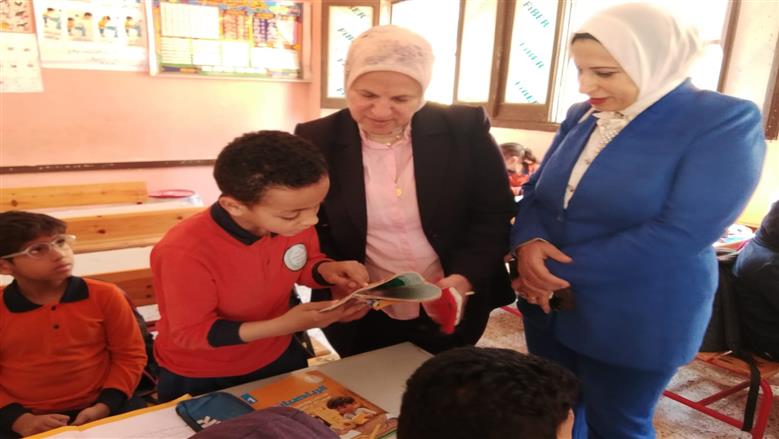 جولة مدير مديرية التعليم