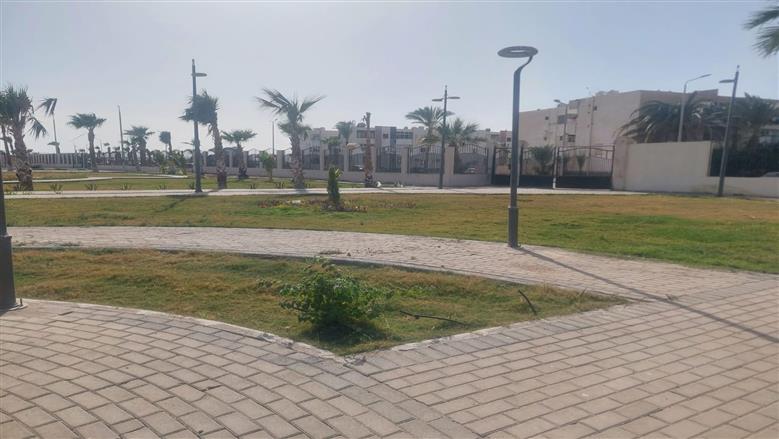 محافظ جنوب سيناء يفتتح حديقة الزهور بطور سيناء بعد الإحلال والتجديد