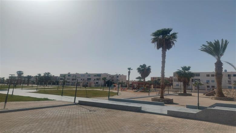 محافظ جنوب سيناء يفتتح حديقة الزهور بطور سيناء بعد الإحلال والتجديد