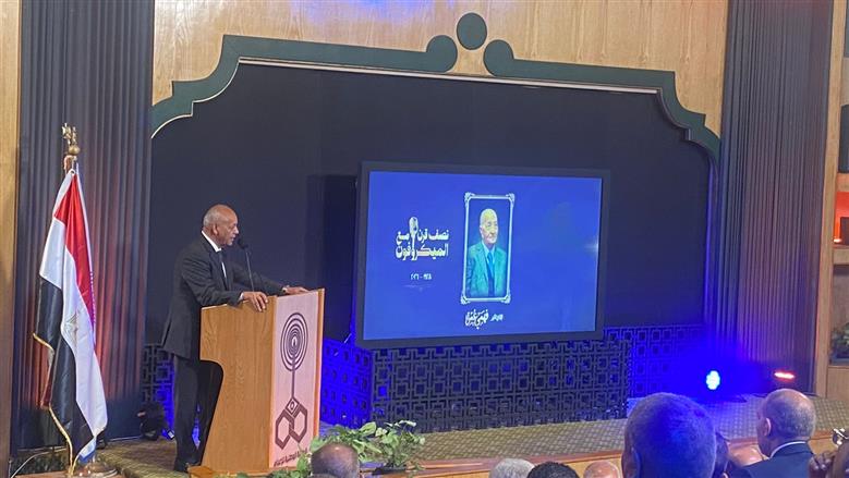 مصطفى بكري: فهمي عمر زرع فينا القيم.. ومسيرته الإنسانية والمهنية ستبقى خالدة