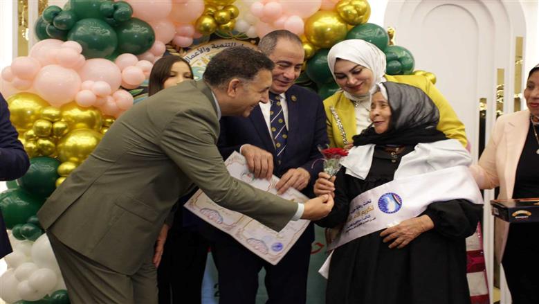 محافظ القليوبية يشارك في احتفالية 
