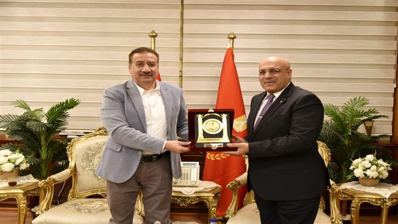 محافظ بورسعيد
