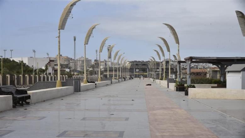 المحافظ يتفقد شاطئ بورسعيد