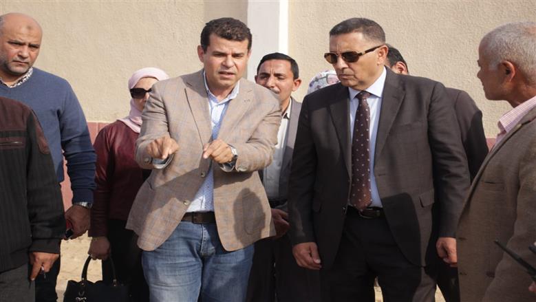 محافظ القليوبية يُجري جولة ميدانية موسعة بمنطقتي 