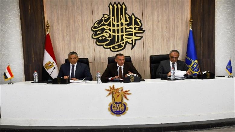 حزمة قرارات لتنظيم «التوك توك» في أسوان.. الترخيص شرط أساسي للحصول على الوقود