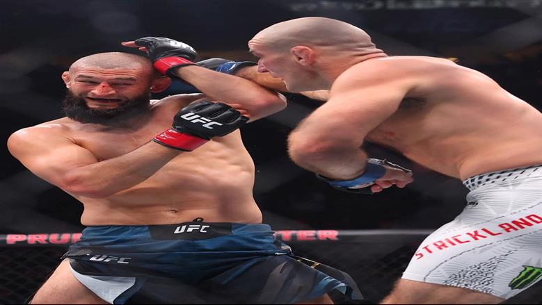  أول هزيمة في مسيرته الاحترافية.. حمزة شيماييف يخسر أمام شون ستريكلاند ببطولة UFC 