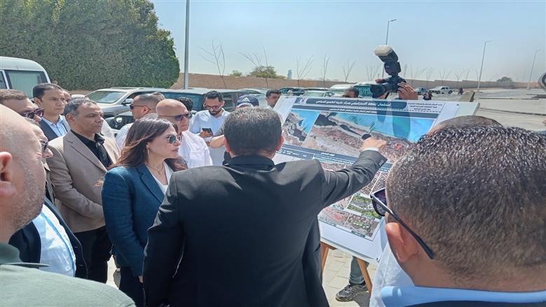 جولة وزيرة الاسكان 