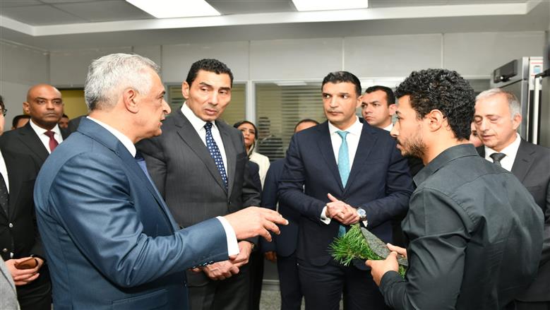 الإنتاج الحربي والمستلزمات الرياضية