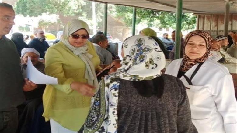 رئيسة مدينة قويسنا بالمنوفية تحيل طبيبة باطنة للتحقيق لتأخرها عن العمل