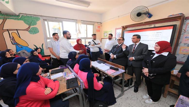 جامعة كفر الشيخ تطلق أولى القوافل التوعوية المدرسية ضمن «أنا متعلم مدى الحياة»  