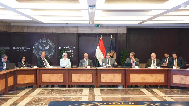 «الرقابة المالية» تبحث مع جمعية الاستثمار المباشر مقترحات تعزيز جاذبية السوق 