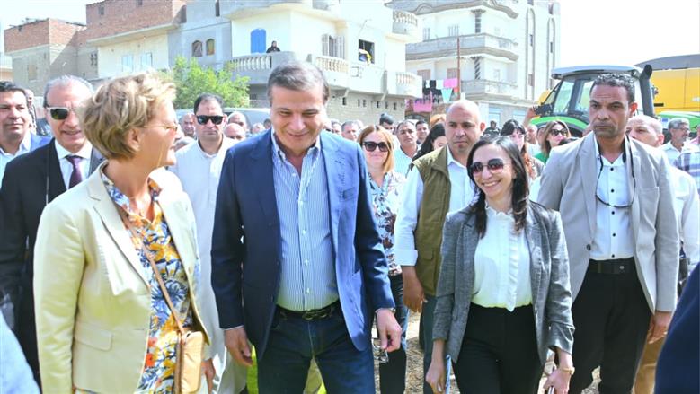 محافظ البحيرة تدعم صغار المزارعين بـ44 فراطة ذرة لزيادة الإنتاج وتقليل الفاقد
