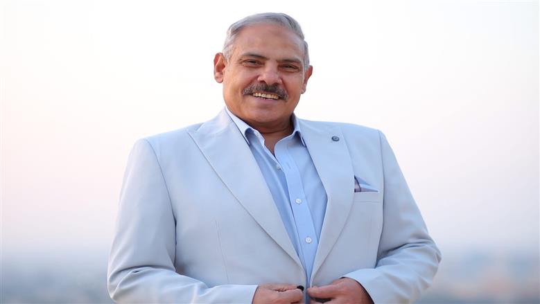 محمد رضوان يحتفل بزفاف نجله بحضور نجوم الفن.. وحمادة هلال يحيي الحفل