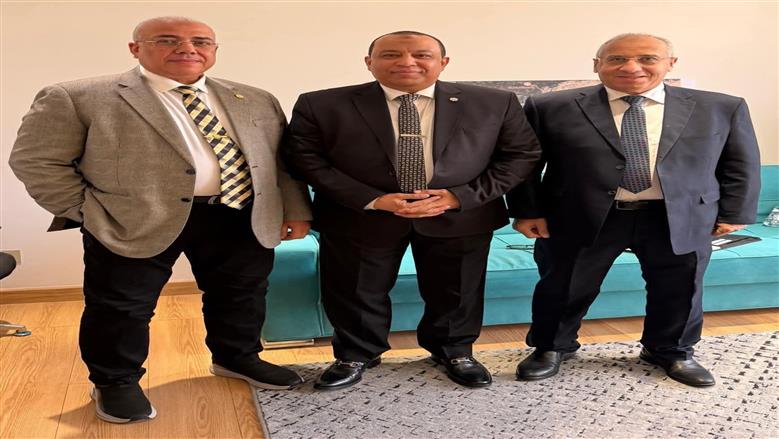 تجديد الثقة في قيادات الشركة المصرية لإدارة وتشغيل مترو الأنفاق والمونوريل