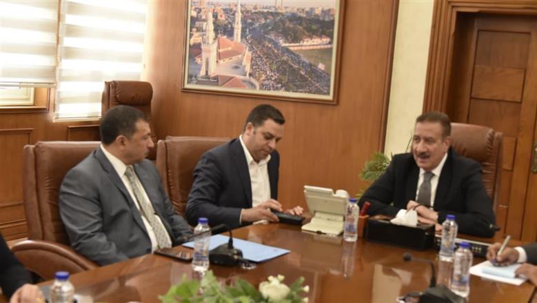 محافظ بورسعيد يناقش مشروعات مستقبلية 