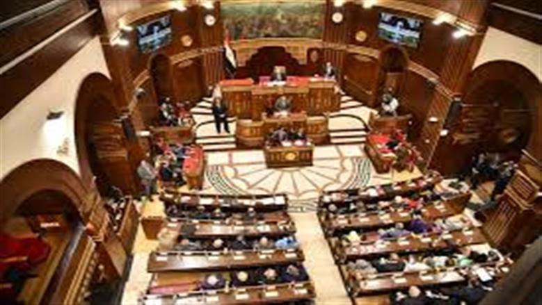 «إسكان الشيوخ» تناقش تطوير الطرق والكباري ومحطات السكك الحديدية