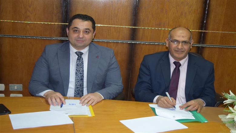 «طب قنا» توقّع بروتوكولا مع مديرية الصحة لتعظيم الاستفادة من الخبرات البحثية