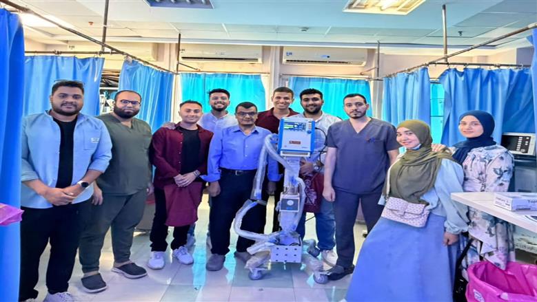 الدفعة 34 بـ«طب بنين» والدفعة 11 بـ«طب بنات» بأسيوط تتبرعان بعدد من الأجهزة والمستلزمات الطبية لمستشفى طب الأزهر الجامعي بأسيوط