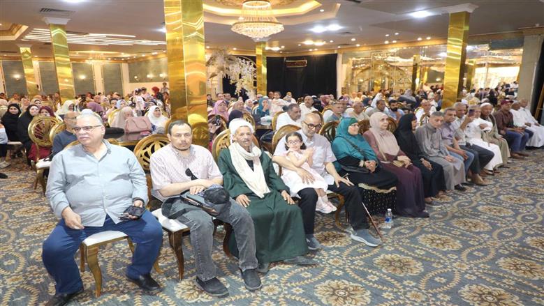 محافظ بني سويف يودّع حجاج الجمعيات الأهلية قبل السفر للأراضي المقدسة لأداء فريضة الحج