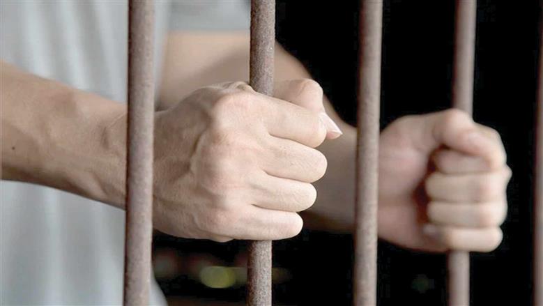 حبس المتهم بقتل زوجته وإشعال النيران في المنزل بالشرقية