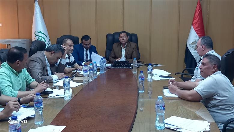سكرتير مساعد الفيوم يترأس اجتماع لجنة البت في طلبات تقنين أراضي الدولة