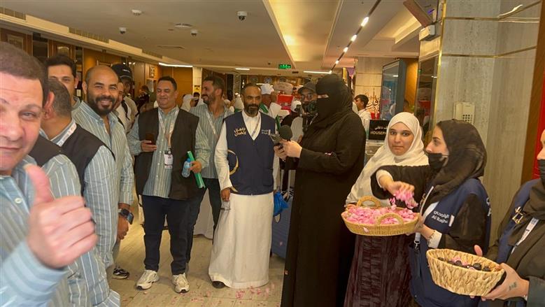 توافد حجاج السياحة إلى الأراضي المقدسة ورفع درجة الاستعداد للقصوى