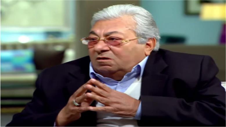 فاروق فلوكس يكشف حقيقة تدهور حالته الصحية: «شائعات»