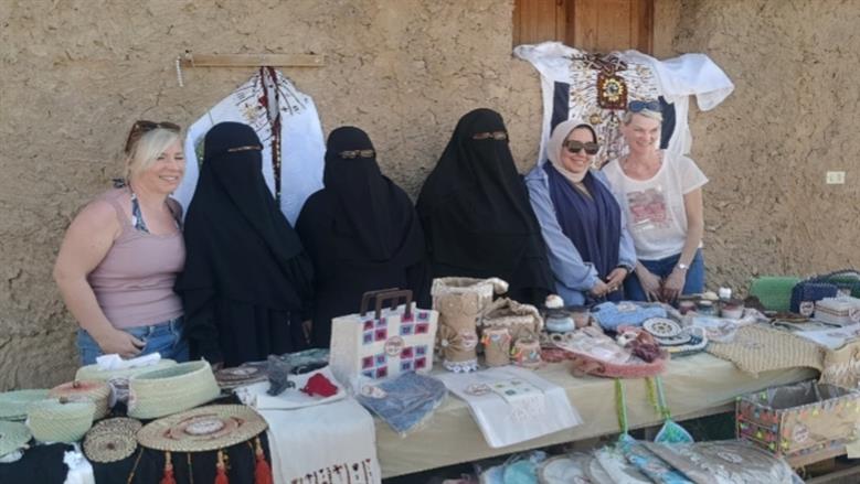 تدريب 38 امرأة معيلة على مشغولات الخوص والحلفا في سيوة (صور)