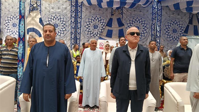 محافظ الأقصر يفتتح 3 محطات رفع صرف صحي بإسنا ضمن مشروعات حياة كريمة