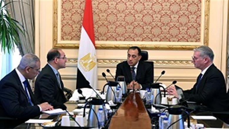 مدبولي يتابع استعدادات «البترول» لتلبية احتياجات محطات الكهرباء من الوقود في الصيف
