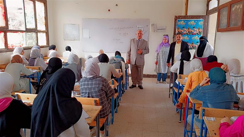 جدول امتحانات الترم الثاني 2026 غدا لجميع الصفوف والمراحل بالفيوم