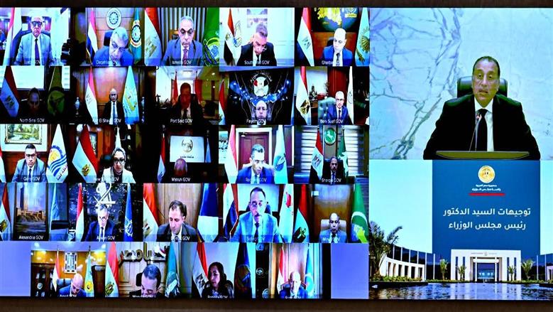 محافظ قنا يشارك في اجتماع موسع لمتابعة استعدادات عيد الأضحى المبارك