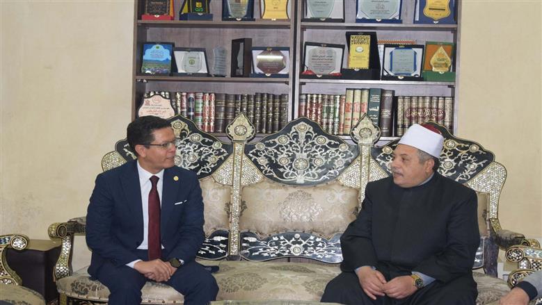 بروتوكول تعاون بين الجامع الأزهر وجامعة بنها في المجالات الدينية والثقافية