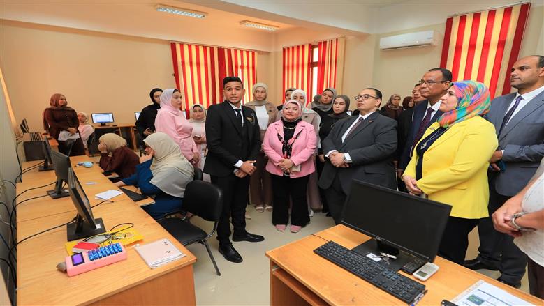 رئيس جامعة كفر الشيخ: طلابنا يمتلكون قدرات استثنائية تجاه القضايا العالمية 