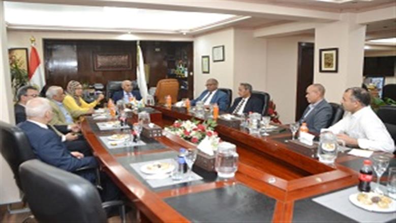 «المصرية للدراسات» توثق تاريخ شركة مياه الشرب بالقاهرة الكبرى