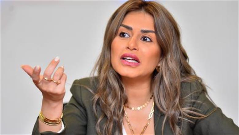 منة فضالي تتهم «مدبرة منزل» بالاستيلاء على مشغولات ذهبية من فيلتها بأكتوبر