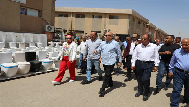  محافظ القاهرة يوجه بتشكيل مجلس أمناء سوق التونسي