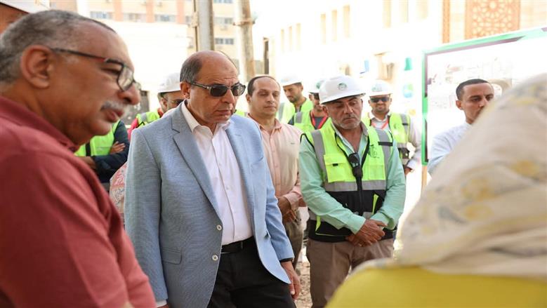 بتكلفة 700 مليون جنيه.. محافظ المنيا يتفقد مشروع تطوير محطة مياه أرض سلطان القبلية