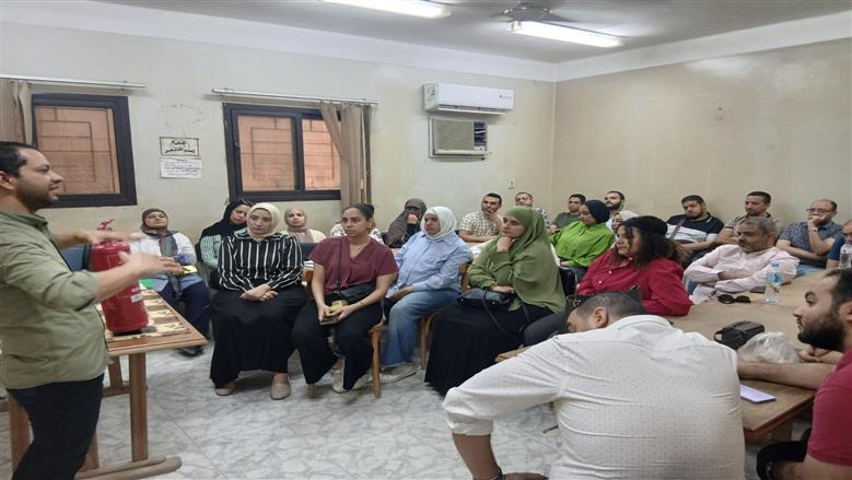 «صحة المنيا» تنفذ برنامجا تدريبيا لصيادلة مخازن الطعوم بالإدارات الصحية