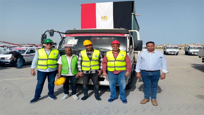 اصطفاف معدات وسيارات «كهرباء الإسكندرية» لمواجهة أي طوارئ محتملة