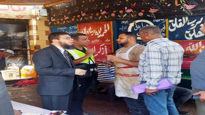 ضبط 12 مخالفة تموينية خلال حملات مكثفة على الأسواق والمخابز بأسوان