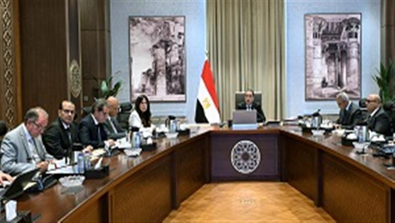 مدبولي يتابع خطة «تحلية مياه البحر» وعروضا عالمية لتأمين احتياجات المدن الساحلية