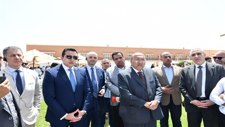 نائب محافظ الفيوم ورئيس لجنة مكافحة الهجرة غير الشرعية يتفقدان المدرسة الفندقية نائب محافظ الفيوم