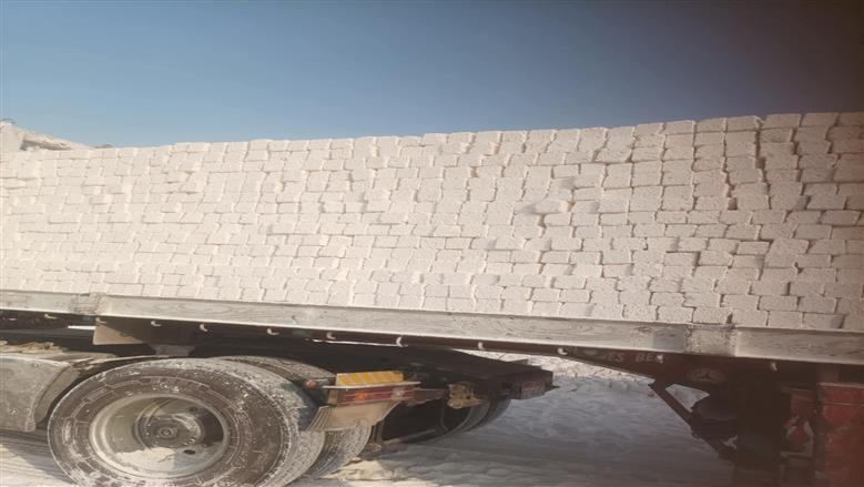 محافظ سوهاج ومدير الأمن يطلقان خطة محكمة لحظر طوب «البلوك الأبيض»