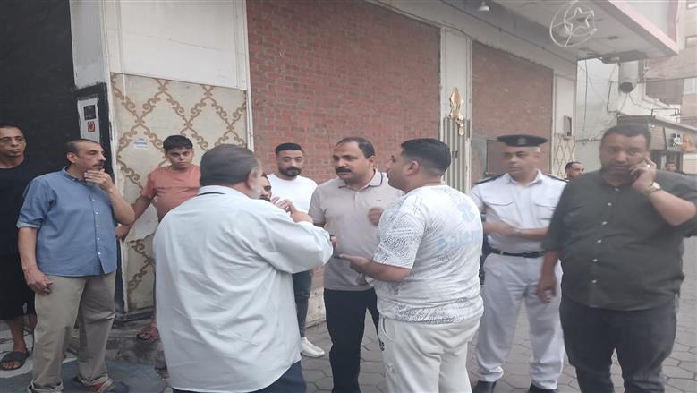 حملات مكبرة بحي العجوزة لإزالة الإشغالات وإعادة الانضباط في الشوارع