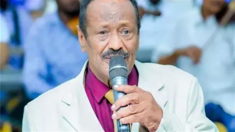 وفاة الفنان السوداني مجذوب أونسة في حادث سير 