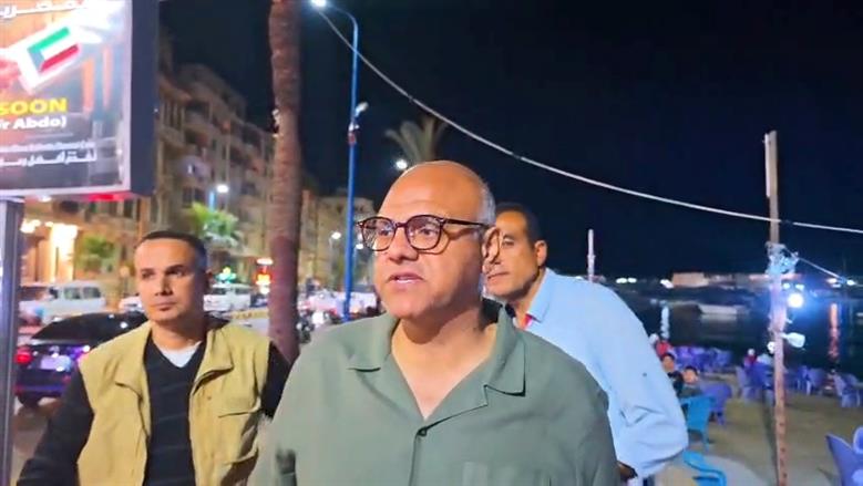 شاطئ بحري في الإسكندرية 