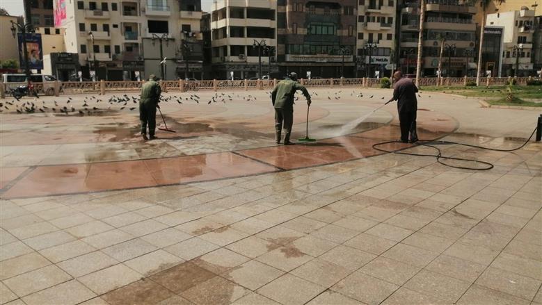 حملات نظافة وتجهيز ساحات الصلاة