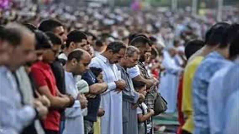 تجهيز ساحات الصلاة وتخطيطها لاستقبال المواطنين