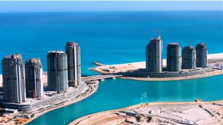 مدينة المستقبل.. رجل مرور آلي ومبان ذكية بمعايير عالمية في العلمين الجديدة